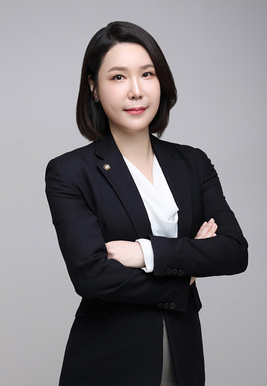 법무법인 동주 김윤서 변호사 인사말 페이지 이미지